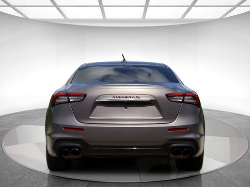 Used 2022 Maserati Ghibli Modena RWD image 7