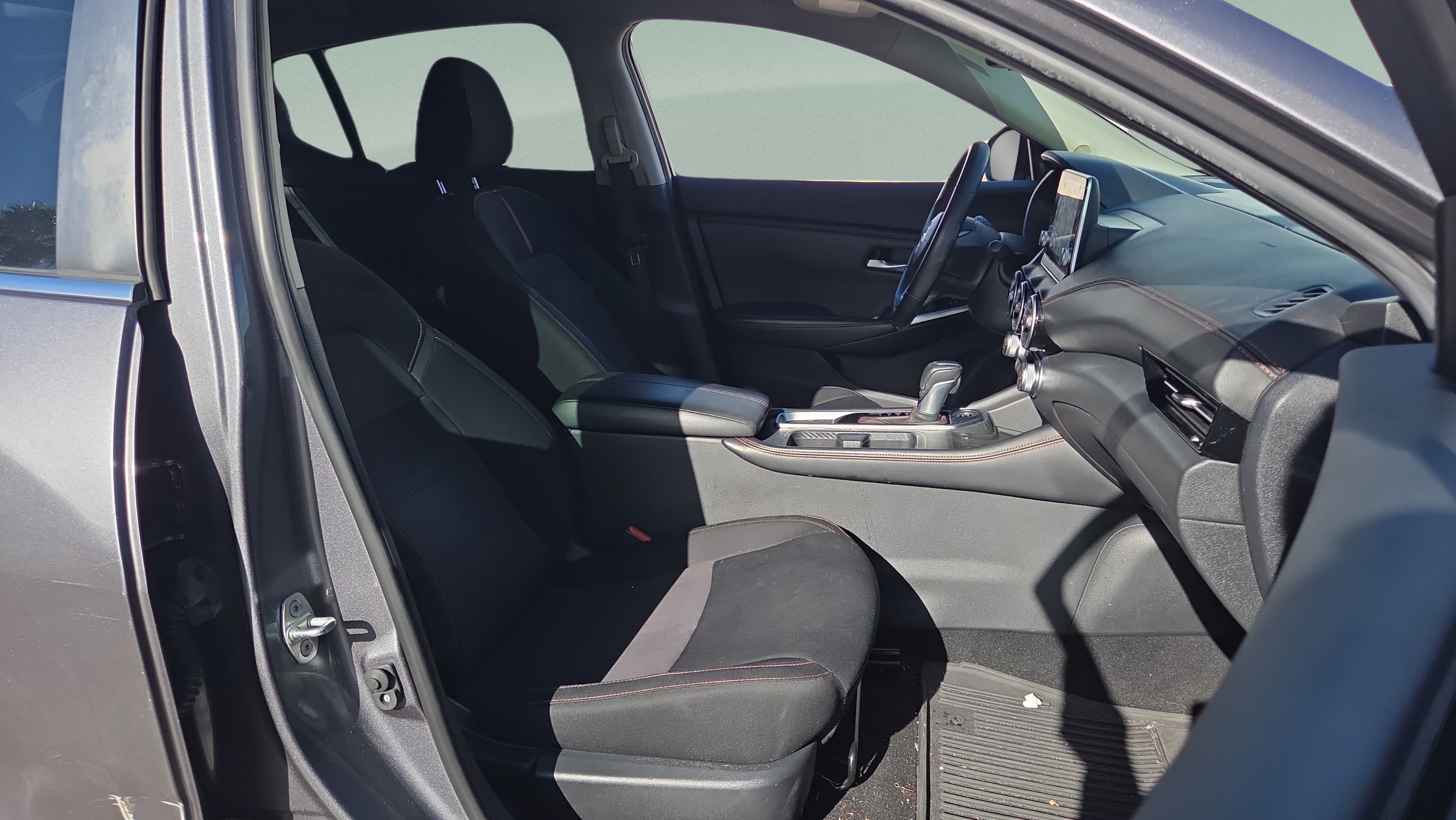 Used 2022 Nissan Sentra SR w/ Electronics Package FWD image 14