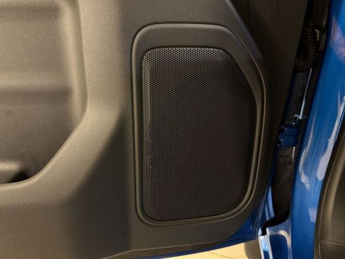 Used 2023 Chevrolet Silverado 1500 Custom RWD image 20