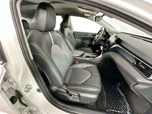 Used 2024 Toyota Camry SE FWD image 26