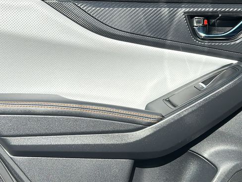 Used 2019 Subaru Crosstrek 2.0i Limited w/ Moonroof Package w/Navigation AWD/4WD image 28