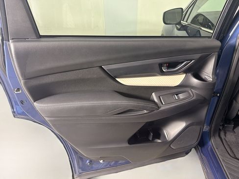 Used 2022 Subaru Ascent Premium w/ Convenience Package image 26