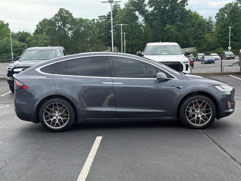 Used 2020 Tesla Model X Long Range AWD/4WD image 3