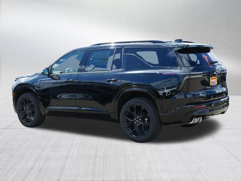 New 2026 Chevrolet Traverse RS AWD/4WD image 2