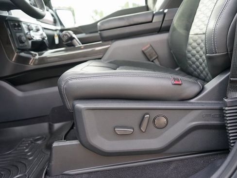 New 2025 Ford F150 Lariat w/ Equipment Group 501A Mid image 11