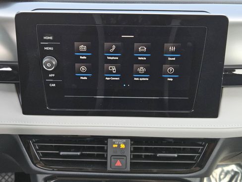 Used 2025 Volkswagen Taos S AWD/4WD image 13