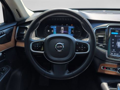 Used 2023 Volvo XC90 T8 Plus AWD/4WD image 11