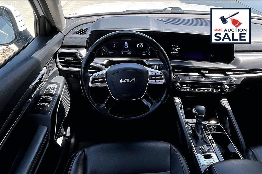 Used 2025 Kia Telluride S AWD/4WD image 5