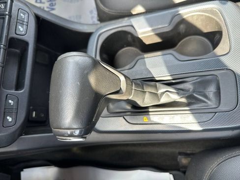 Used 2018 Chevrolet Colorado Z71 AWD/4WD image 16