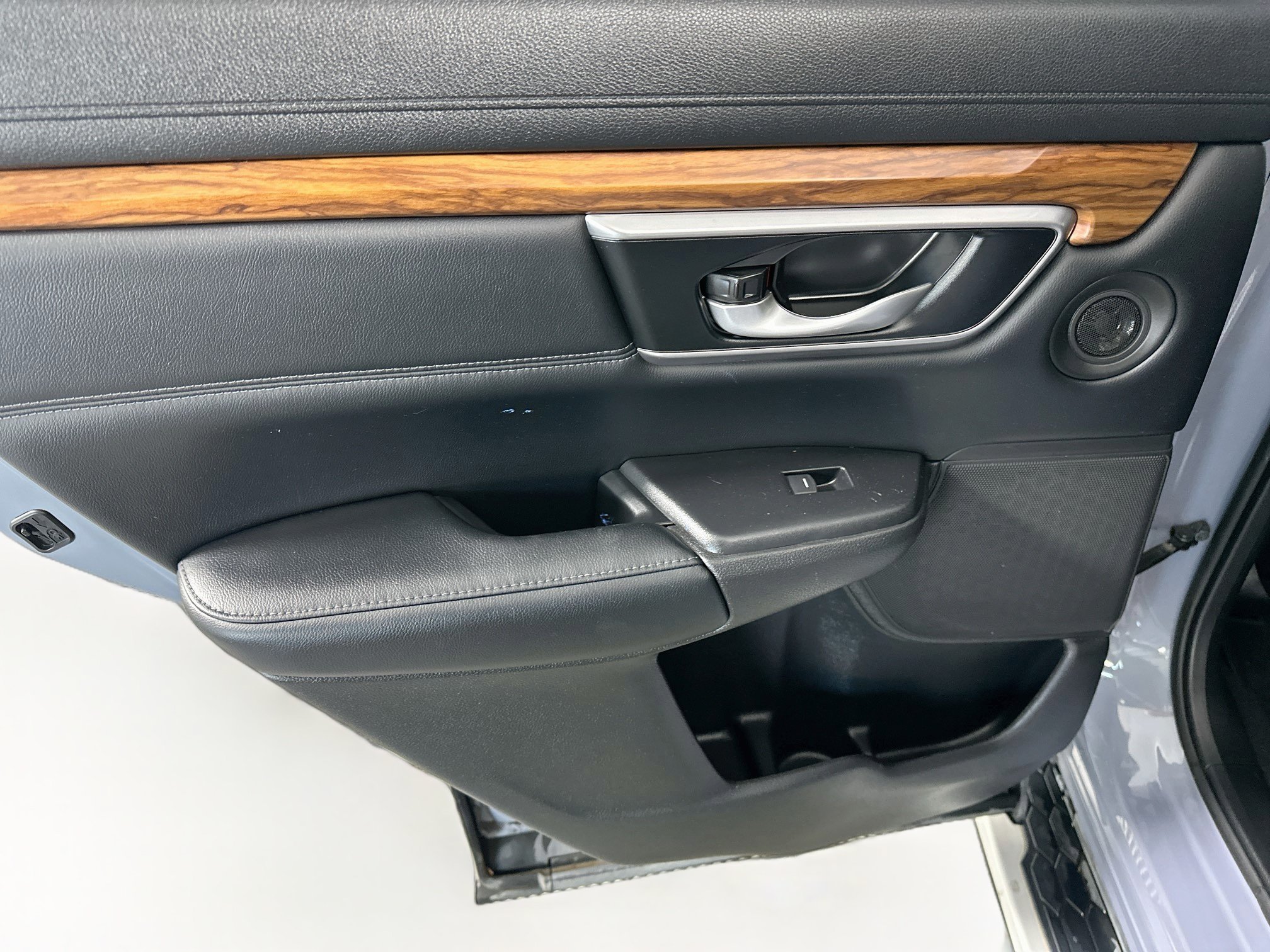 Used 2021 Honda CR-V EX-L image 25