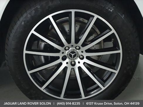 Used 2024 Mercedes-Benz GLS 580 4MATIC image 44