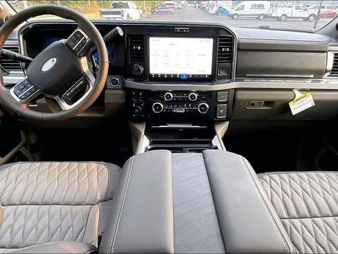 New 2025 Ford F350 Platinum w/ Platinum Plus Package image 5