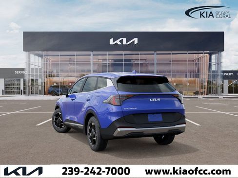 New 2026 Kia Sportage EX image 4