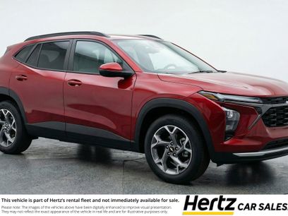 Used 2025 Chevrolet Trax LT