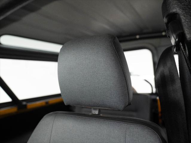 Used 1995 Land Rover Defender 90 AWD/4WD image 12