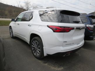 Used 2023 Chevrolet Traverse Premier video 4