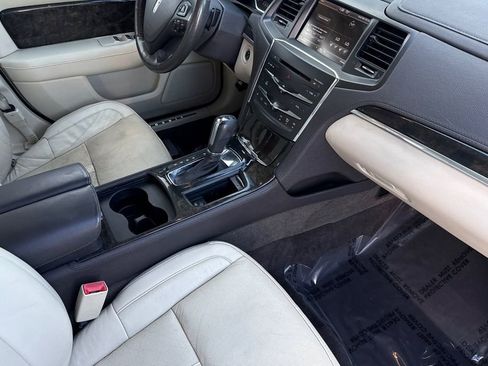 Used 2014 Lincoln MKS w/ Equipment Group 101A image 15