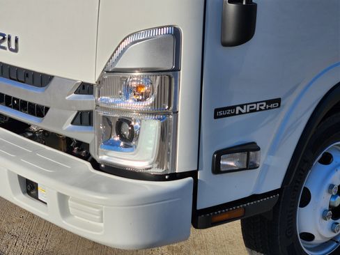 New 2026 Isuzu NPR image 7