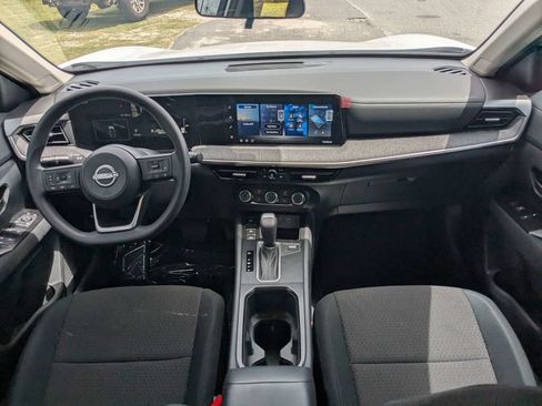 Used 2026 Nissan Kicks S FWD image 13