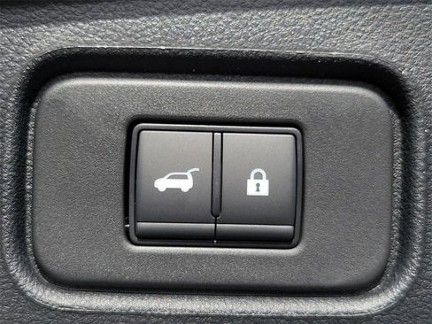 New 2025 Nissan Pathfinder Rock Creek image 23