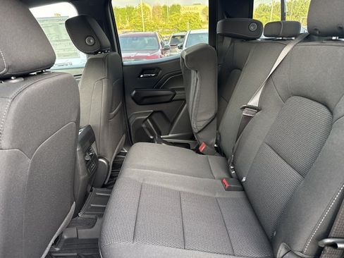 New 2026 GMC Canyon Elevation w/ Convenience Package AWD/4WD image 6