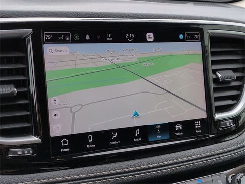 Used 2023 Chrysler Pacifica Limited image 14