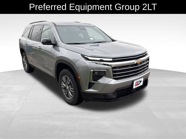 Used 2026 Chevrolet Traverse LT w/ Driver Confidence Package AWD/4WD image 4