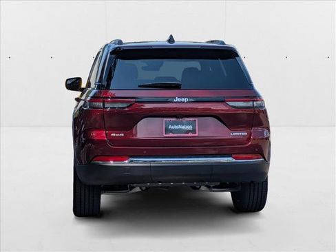 New 2025 Jeep Grand Cherokee Limited image 8