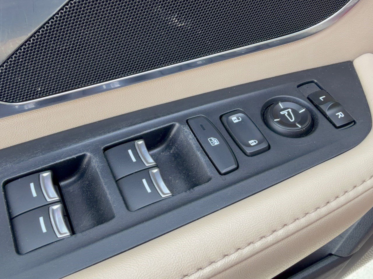 Used 2020 Acura RDX AWD image 15