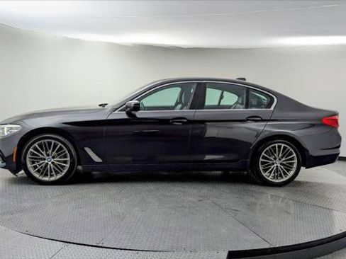 Used 2019 BMW 540i w/ Convenience Package image 3