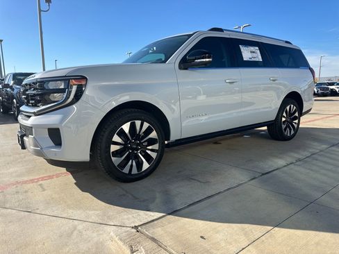New 2025 Ford Expedition Max Platinum w/ Driver's Package image 1