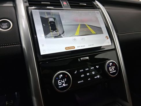 New 2026 Land Rover Discovery Limited Edition image 25