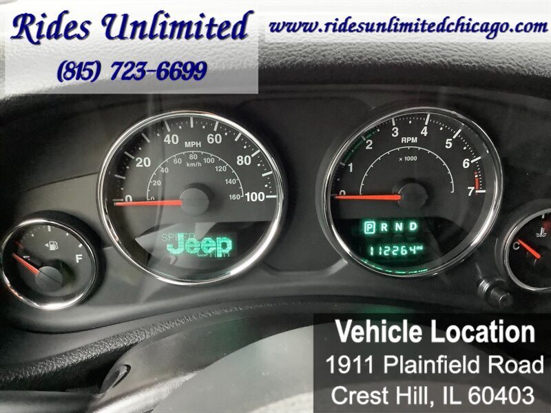 Used 2015 Jeep Wrangler Unlimited Rubicon w/ Dual Top Group AWD/4WD image 16