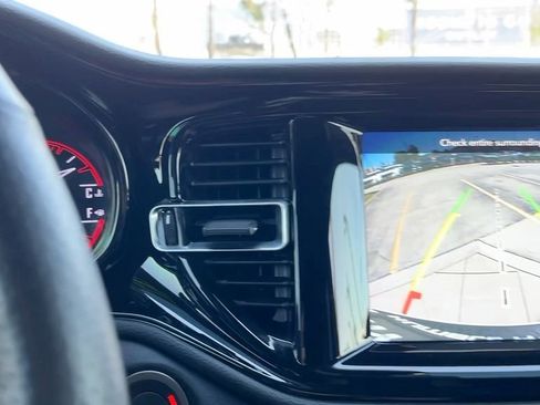 Used 2023 Dodge Durango SXT image 21