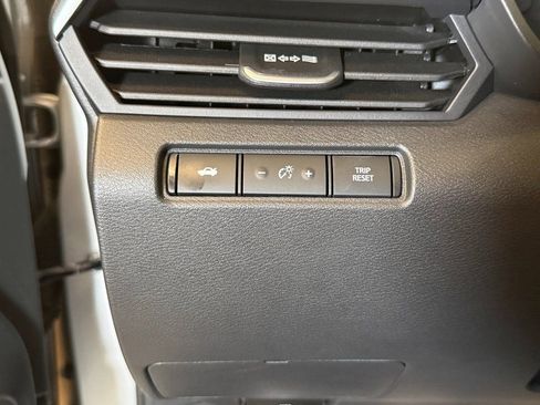 Used 2024 Nissan Altima 2.5 S image 18