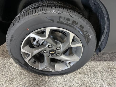 Used 2026 Chevrolet Trax LT w/ Driver Confidence Package FWD image 29