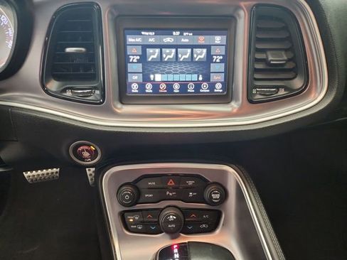 Used 2020 Dodge Challenger R/T image 17