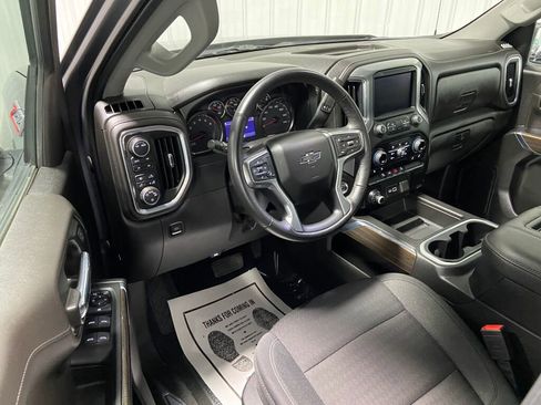 Used 2022 Chevrolet Silverado 1500 LT Trail Boss w/ LPO, Dark Essentials Package image 2