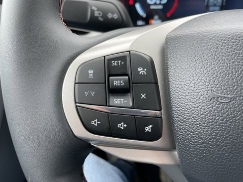 New 2026 Ford Explorer Active image 24