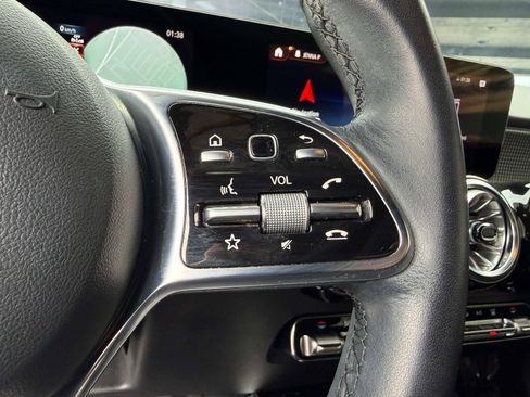 Used 2023 Mercedes-Benz EQB 250+ image 50