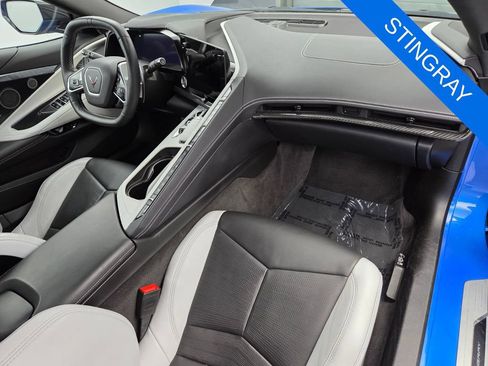 Used 2024 Chevrolet Corvette Stingray Preferred Conv w/ Stealth Interior Trim Package RWD image 23