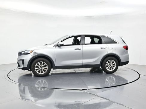 Used 2019 Kia Sorento L FWD image 6