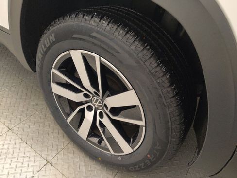 Used 2021 Volkswagen Atlas SE FWD image 31