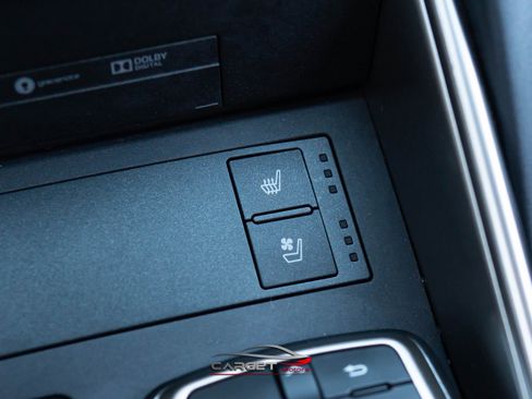 Used 2020 Lexus IS 300 F Sport w/ F Sport Package image 35