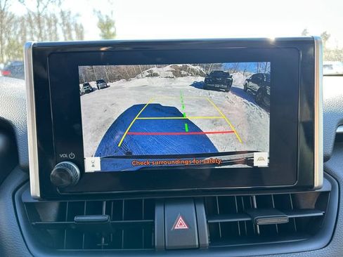 Used 2024 Toyota RAV4 LE image 32