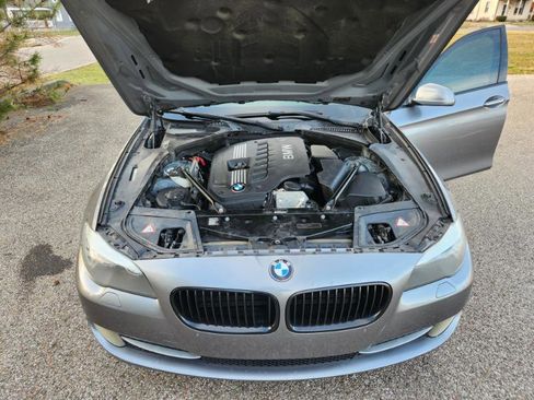 Used 2011 BMW 528i Sedan image 40