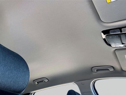 Used 2023 Hyundai Santa Fe SEL image 27