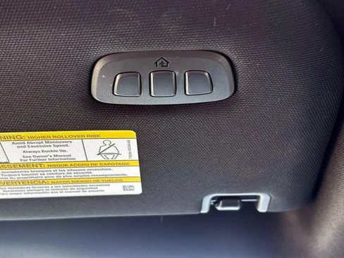 Used 2025 Ford F150 Lariat w/ Equipment Group 502A High AWD/4WD image 29