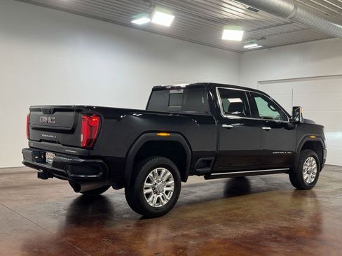 Used 2022 GMC Sierra 2500 Denali image 4