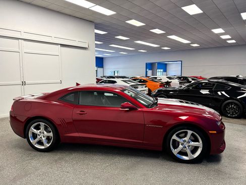 Used 2014 Chevrolet Camaro SS w/ RS Package image 6